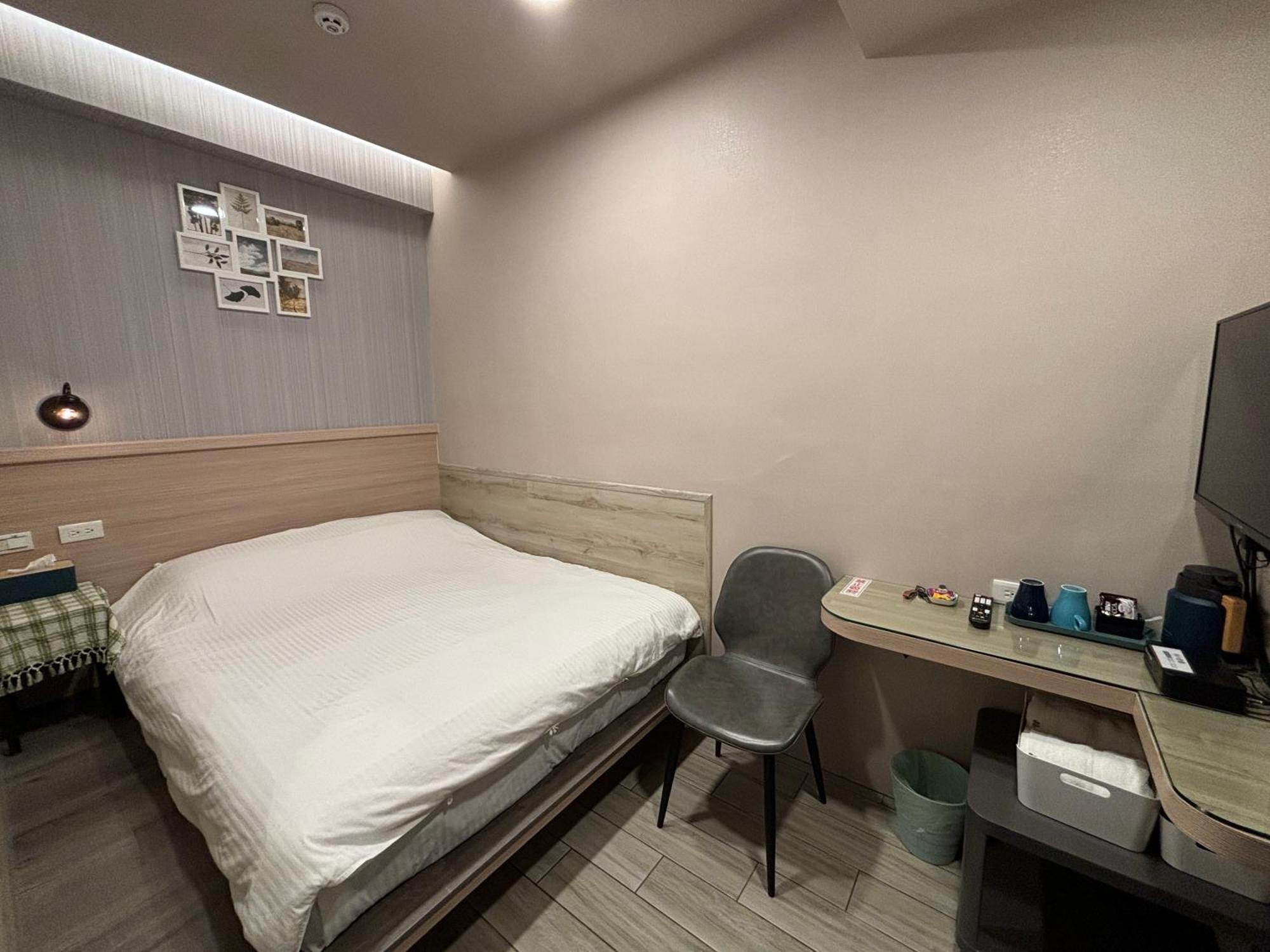 晶晶輕旅民宿 New Taipei City Extérieur photo